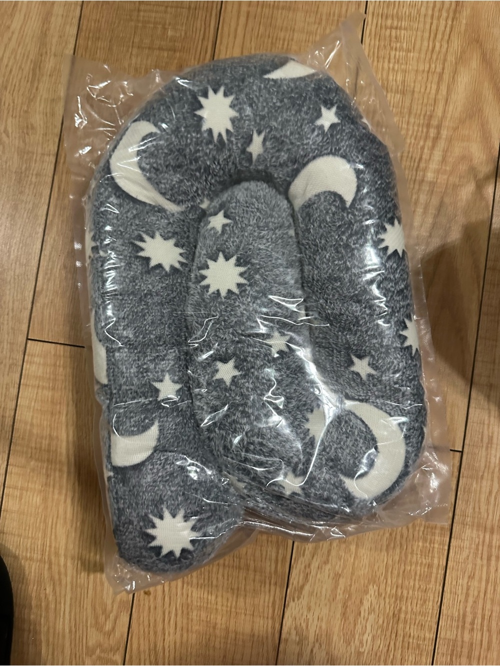 Dog Comfort Star & Moon Plush pillow - Gray